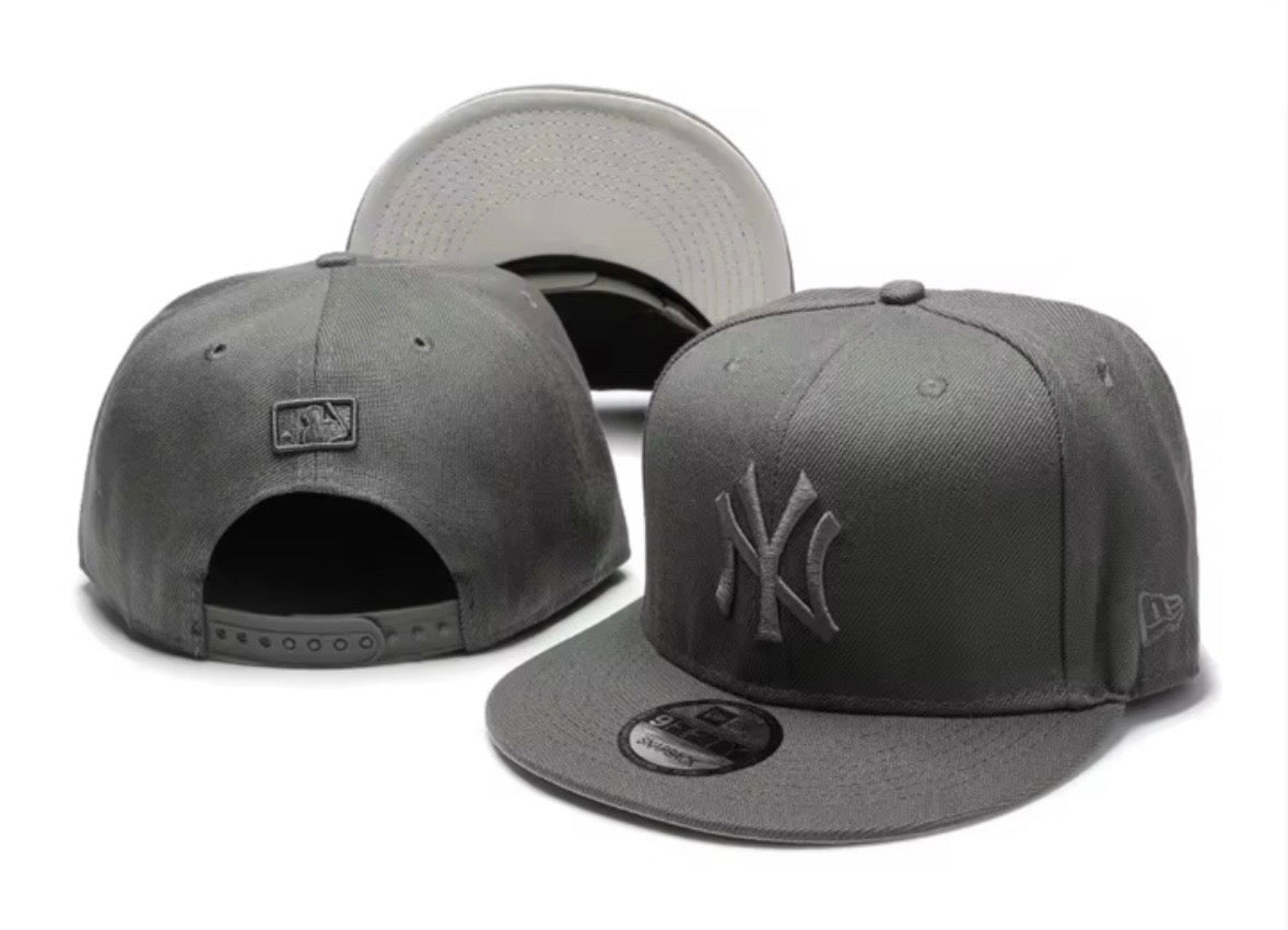 gorra ny gris